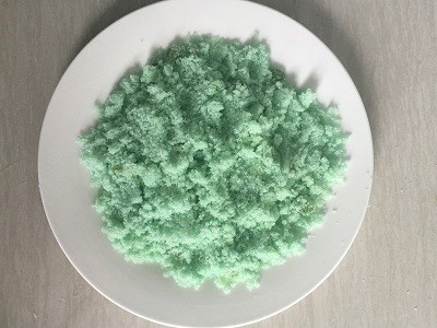 硫酸亞鐵顏色變黃